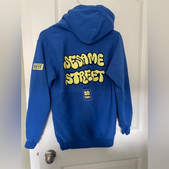 Neff Oscar the Grouch limited edition hoodie small - Picture 3 of 6